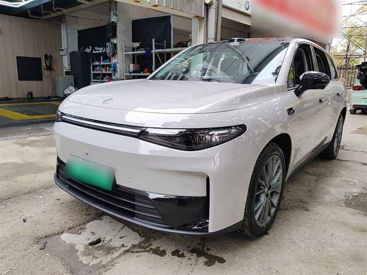 Фото 2 - Leapmotor C10