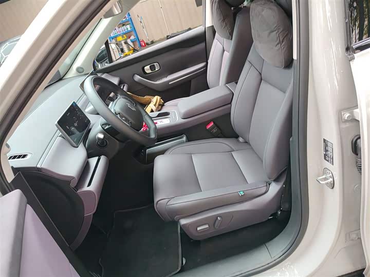 Фото 8 - Leapmotor C10