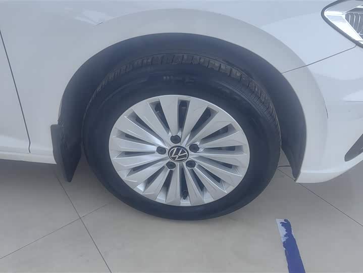 Фото 6 - Volkswagen Lavida