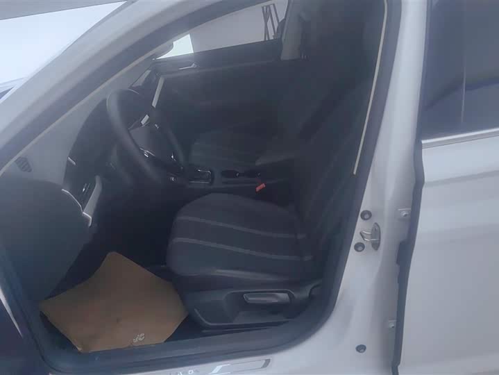 Фото 9 - Volkswagen Lavida