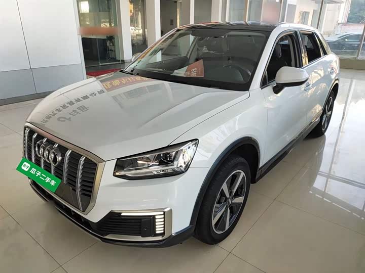 Фото 2 - Audi Q2L e-tron