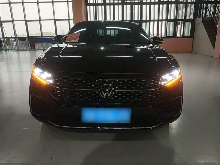 Фото 3 - Volkswagen Passat