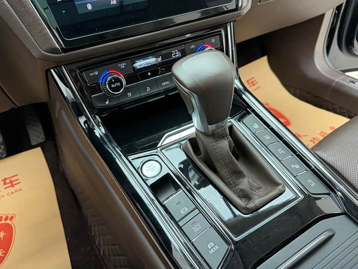 Фото 8 - Volkswagen Phideon