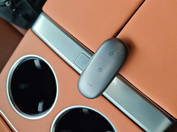 Фото 9 - LiXiang L6