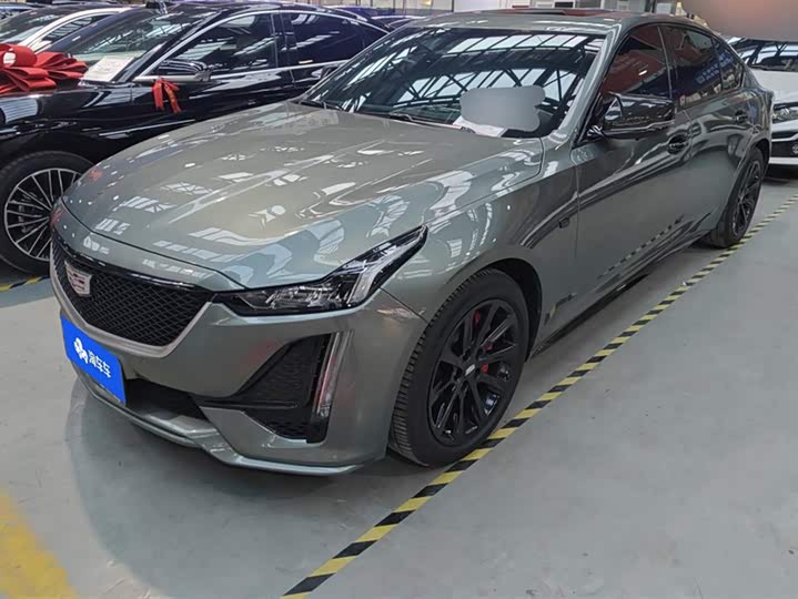 Фото 1 - Cadillac CT5