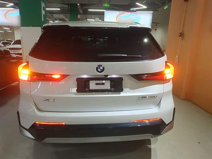 Фото 6 - BMW X1