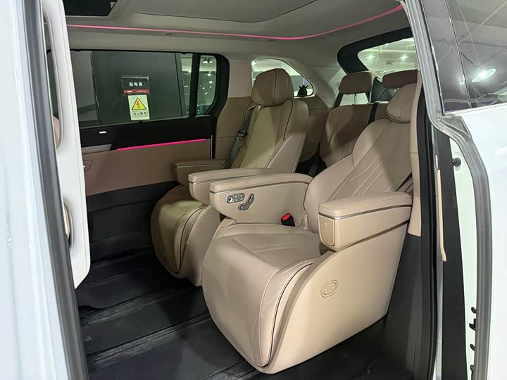 Фото 5 - XPeng X9