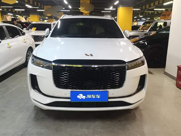 Фото 2 - LiXiang One