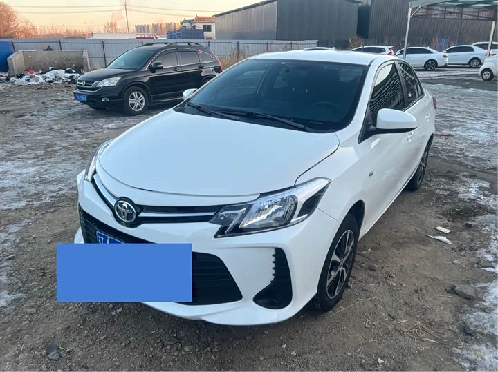 Фото 1 - Toyota Vios
