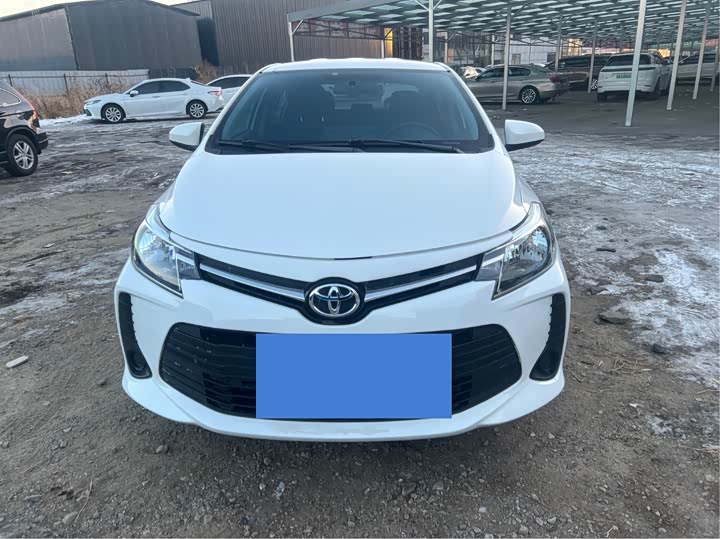 Фото 2 - Toyota Vios