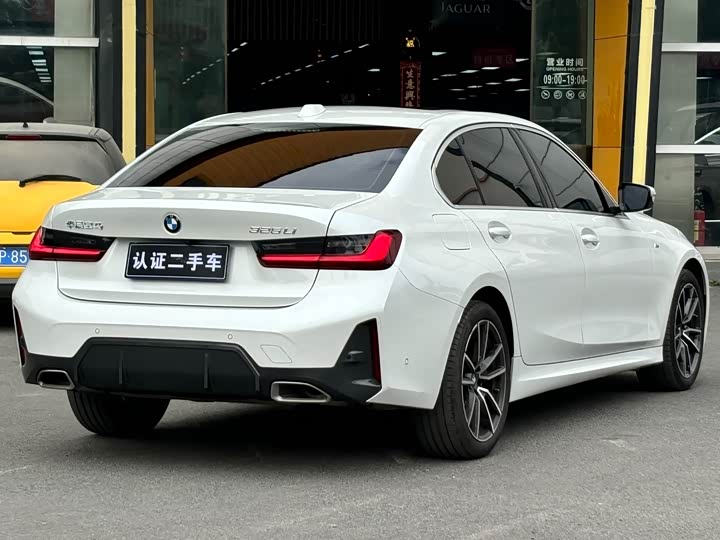 Фото 3 - BMW 3 Series