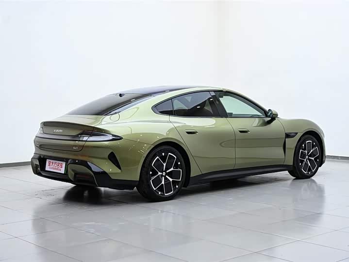 Фото 7 - Xiaomi SU7