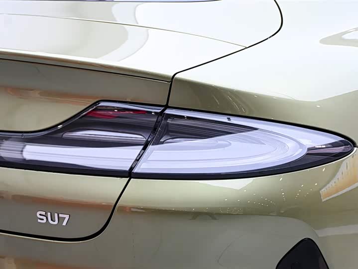 Фото 9 - Xiaomi SU7