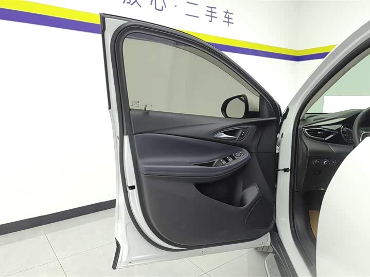 Фото 7 - Buick Encore GX