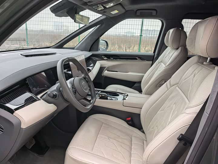 Фото 9 - Zeekr 009