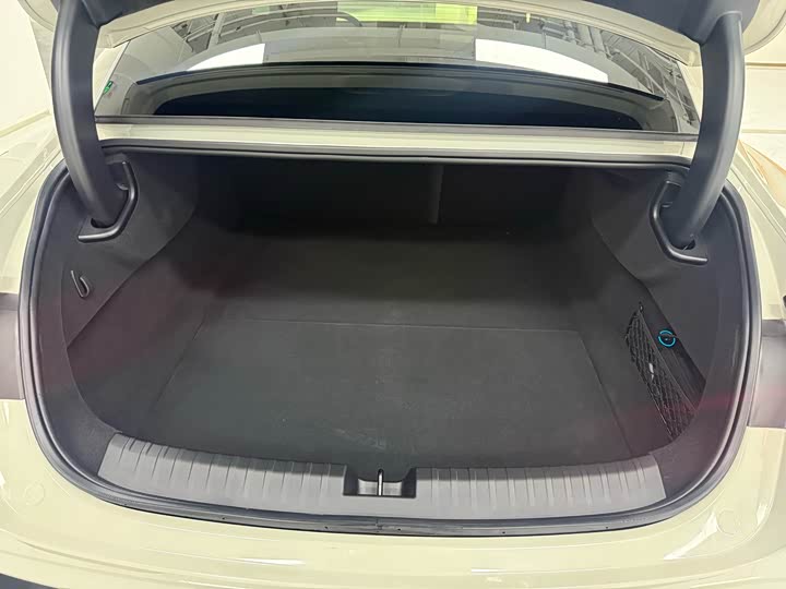 Фото 7 - Xiaomi SU7