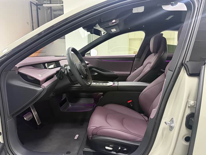 Фото 9 - Xiaomi SU7