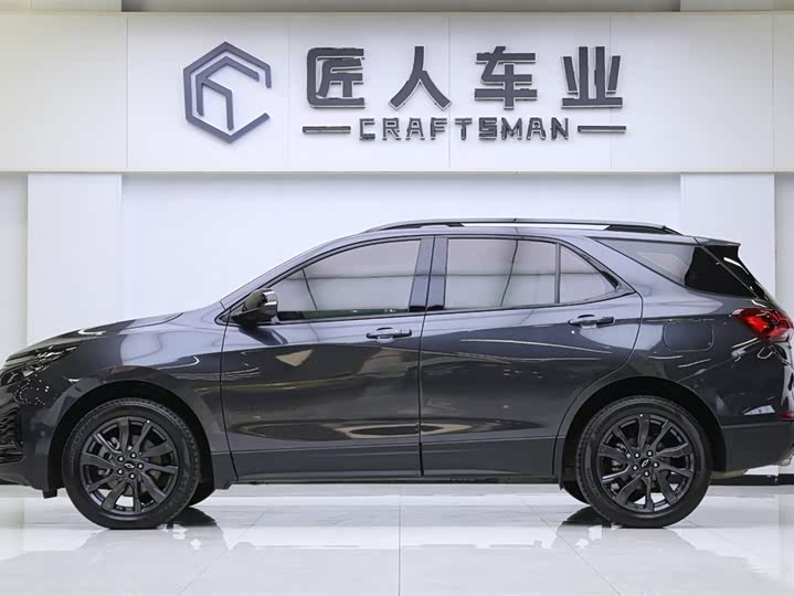 Фото 4 - Chevrolet Equinox