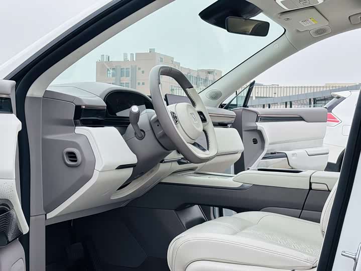 Фото 8 - Zeekr 7X