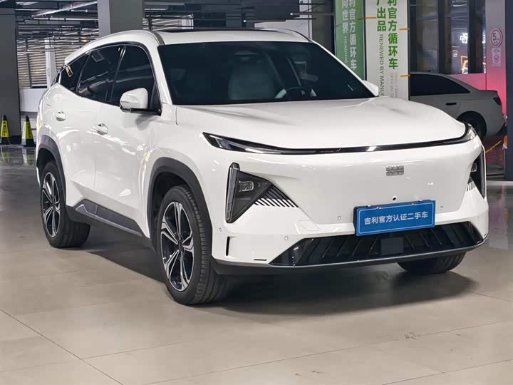 Фото 2 - Geely Galaxy L7