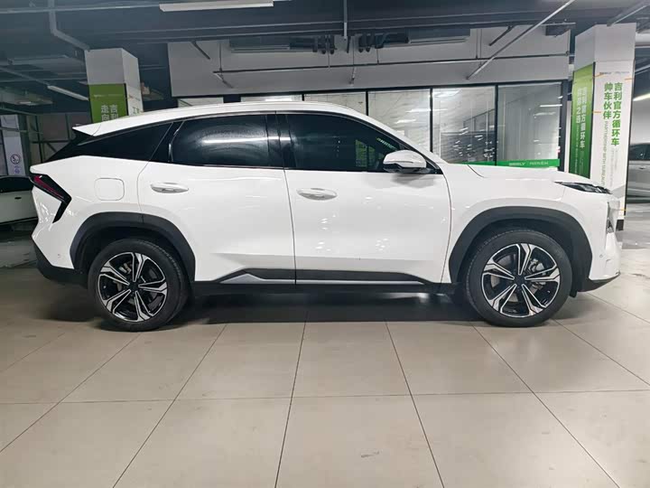 Фото 6 - Geely Galaxy L7