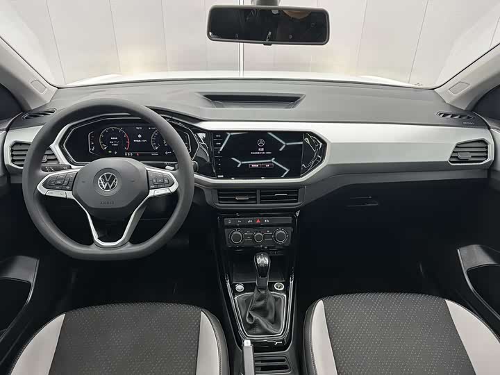 Фото 6 - Volkswagen Tacqua