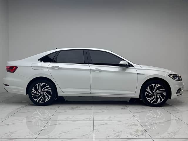 Фото 3 - Volkswagen Sagitar L