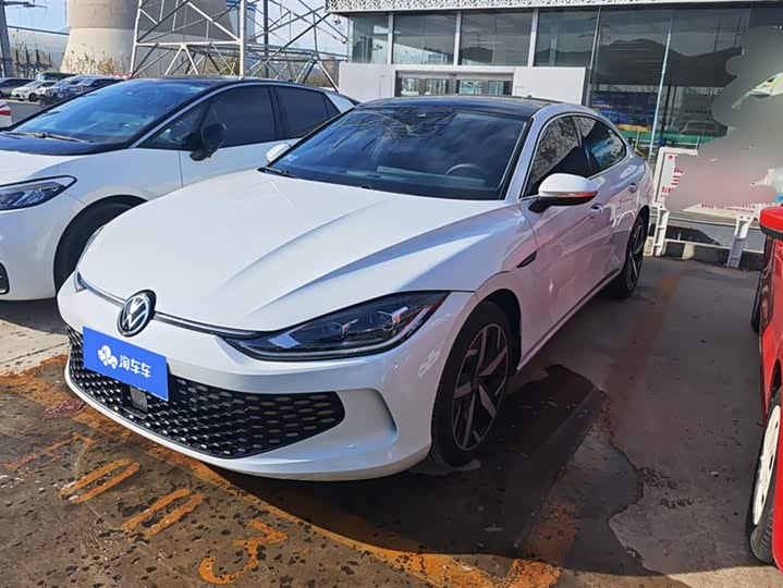 Фото 1 - Volkswagen Lamando L