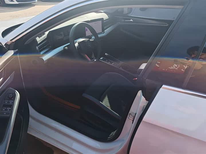 Фото 9 - Volkswagen Lamando L