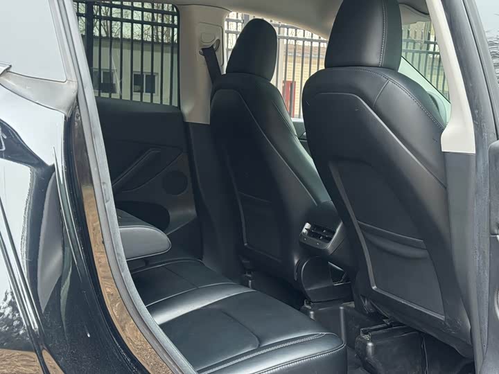 Фото 9 - Tesla Model Y