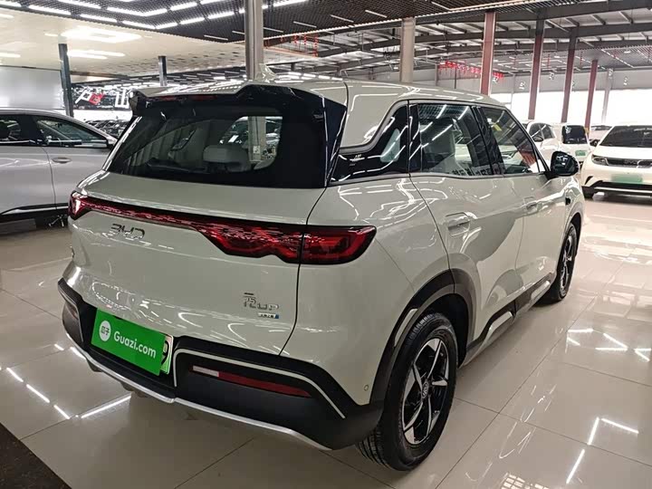 Фото 7 - BYD Yuan Up