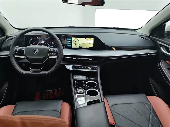 Фото 3 - Changan Eado Plus