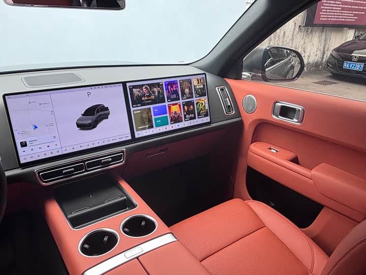 Фото 8 - LiXiang L9