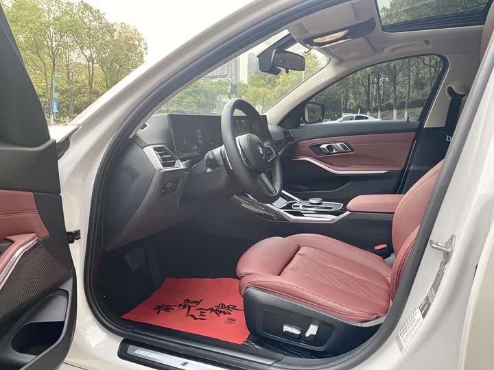 Фото 4 - BMW 3 Series