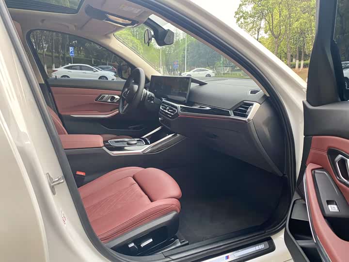 Фото 6 - BMW 3 Series