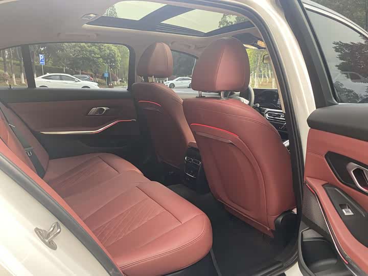 Фото 7 - BMW 3 Series