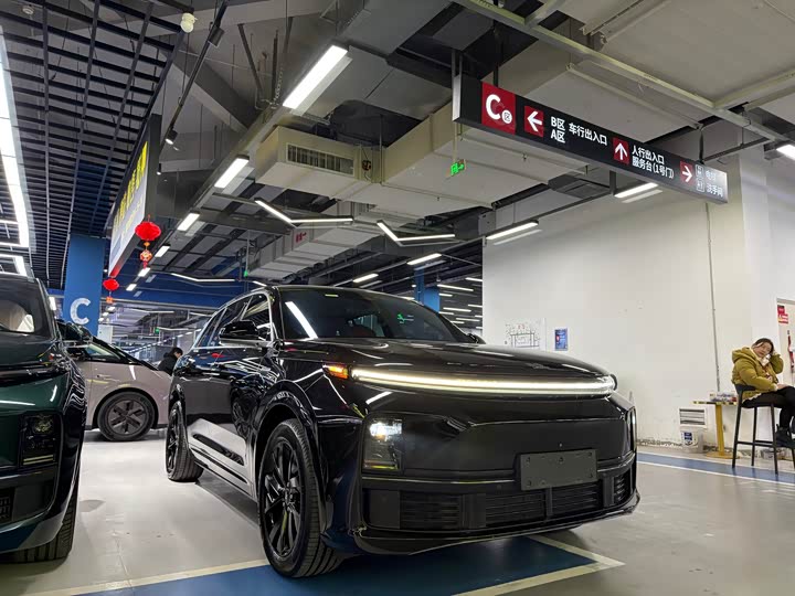 Фото 3 - LiXiang L7