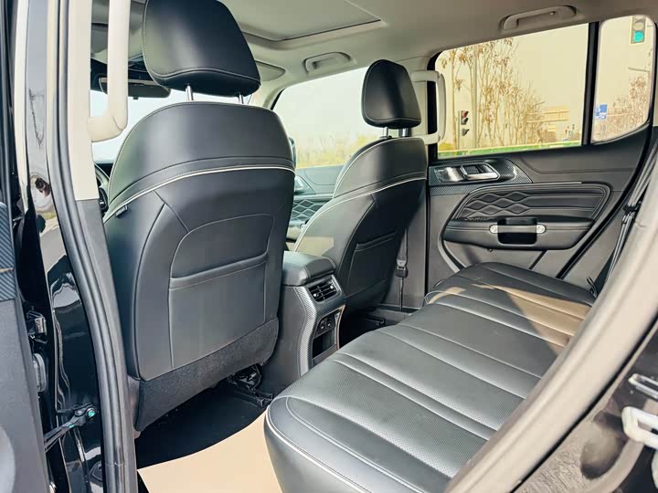 Фото 9 - Tank 300