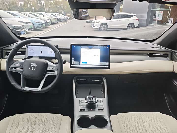 Фото 6 - BYD Qin Plus