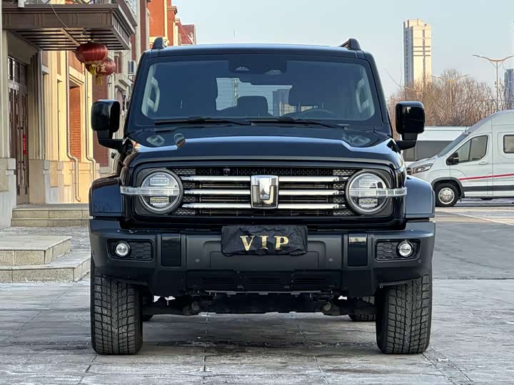 Фото 2 - Tank 300