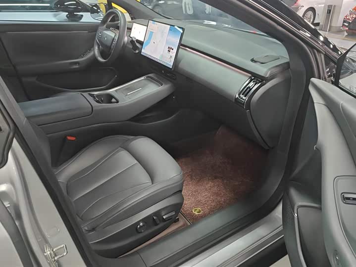 Фото 8 - XPeng F57