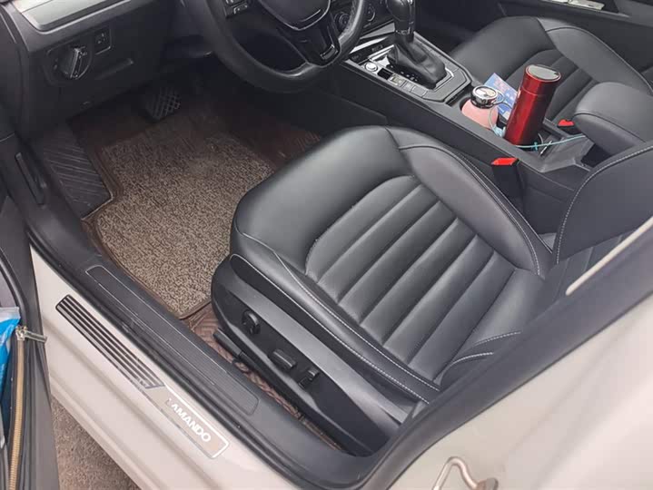 Фото 9 - Volkswagen Lamando L