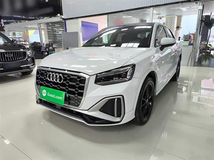 Фото 1 - Audi Q2L