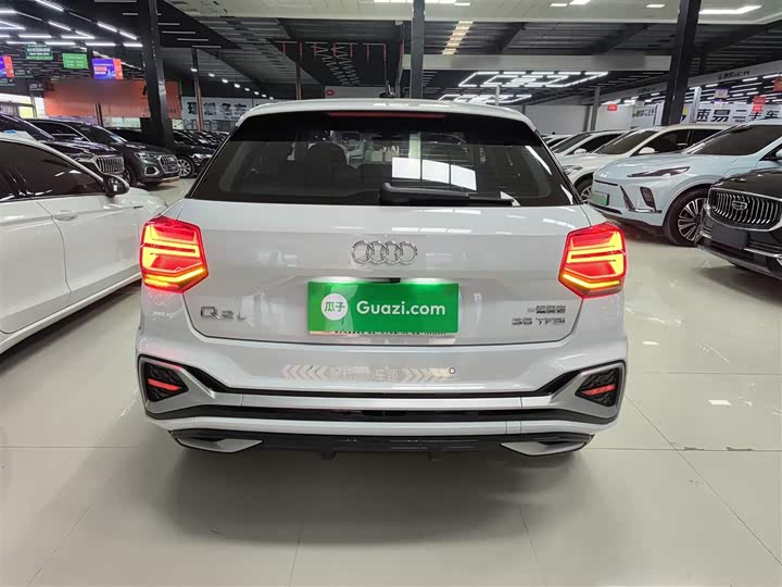 Фото 6 - Audi Q2L