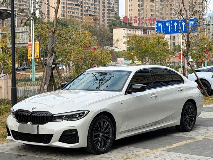 Фото 1 - BMW 3 Series