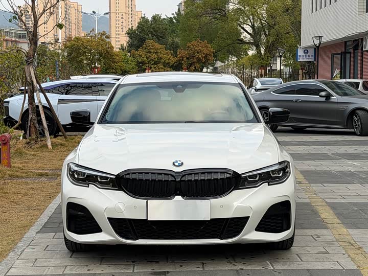 Фото 2 - BMW 3 Series