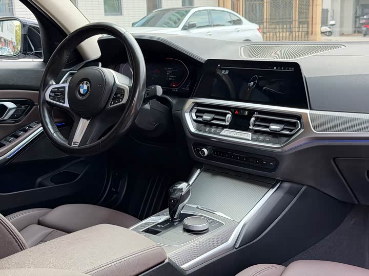 Фото 8 - BMW 3 Series