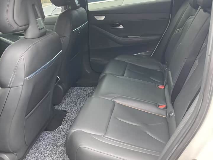 Фото 4 - Changan Deepal SL03