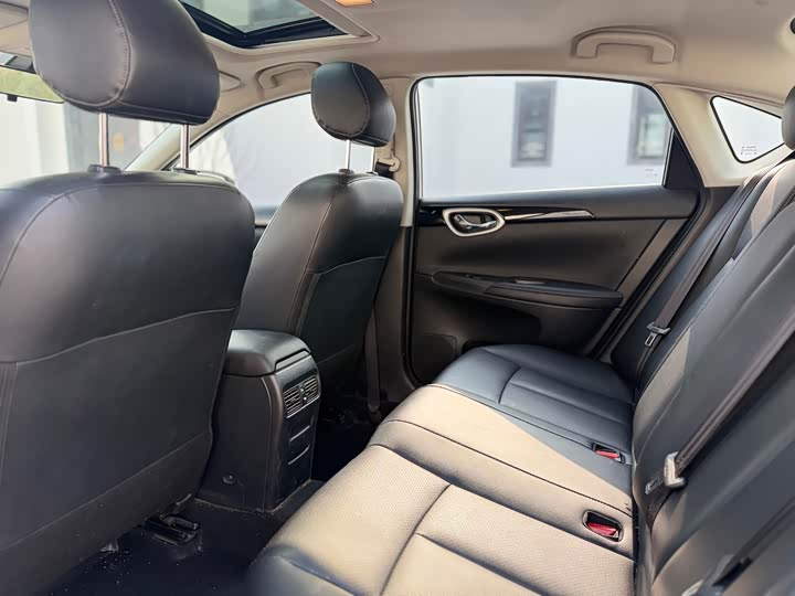 Фото 5 - Nissan Sylphy