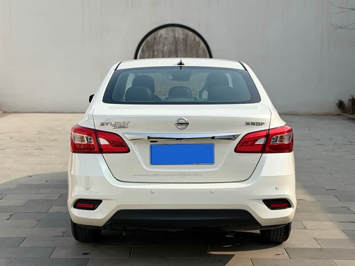 Фото 8 - Nissan Sylphy